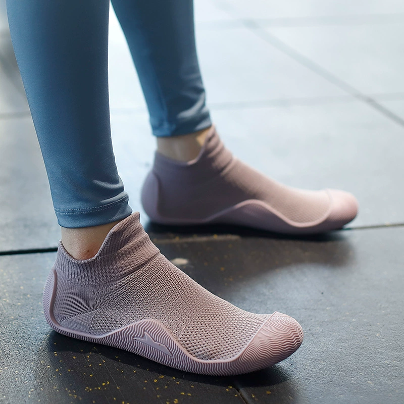 Lightweight Breathable Sports Shoes