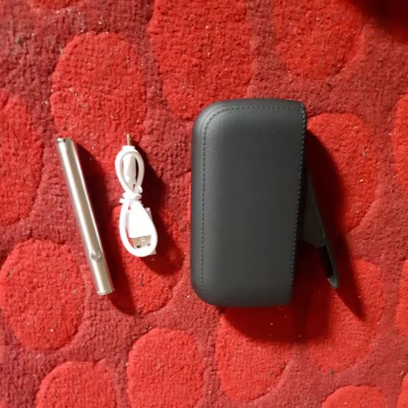 USB Rechargeable Cigarette Case with Electric Lighter – Imitation Leather