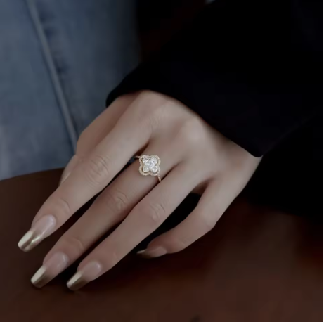 Women’s Four-Leaf Clover Cubic Zirconia Ring